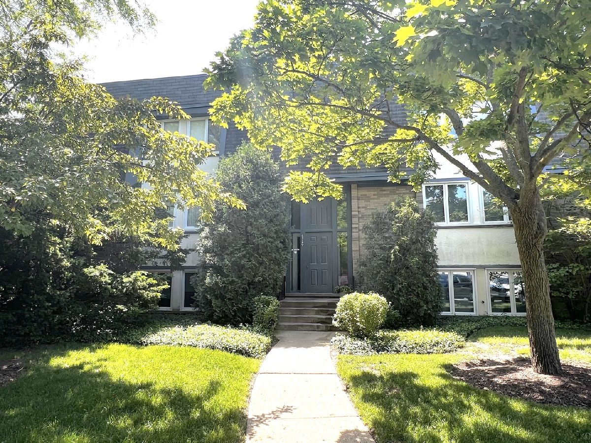Condominiums Rented Ammer Ridge Glenview Illinois, 2129 Ammer Ridge