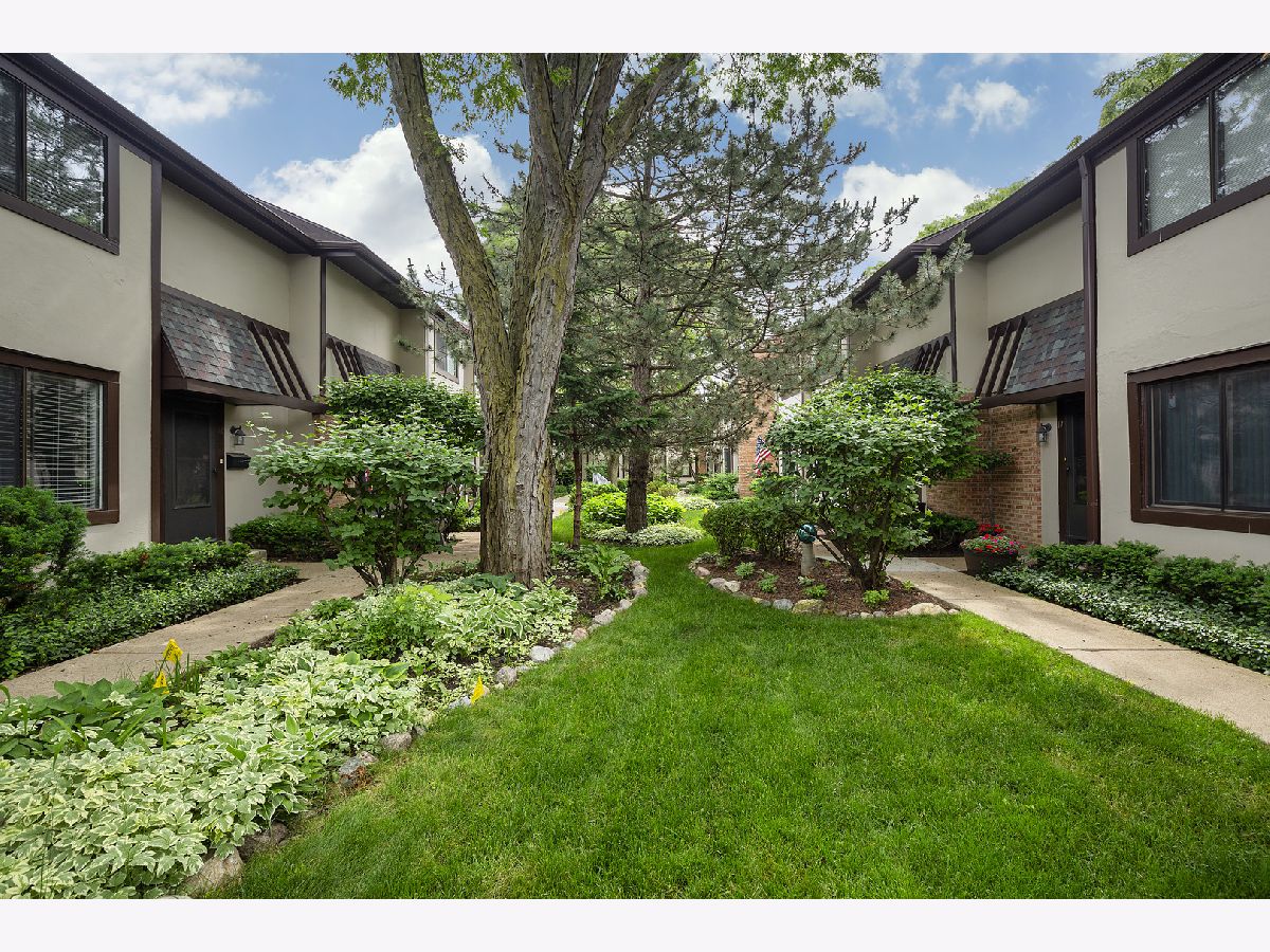 Townhomes Sold Breckenridge Glenview Illinois, 1750 Henley
