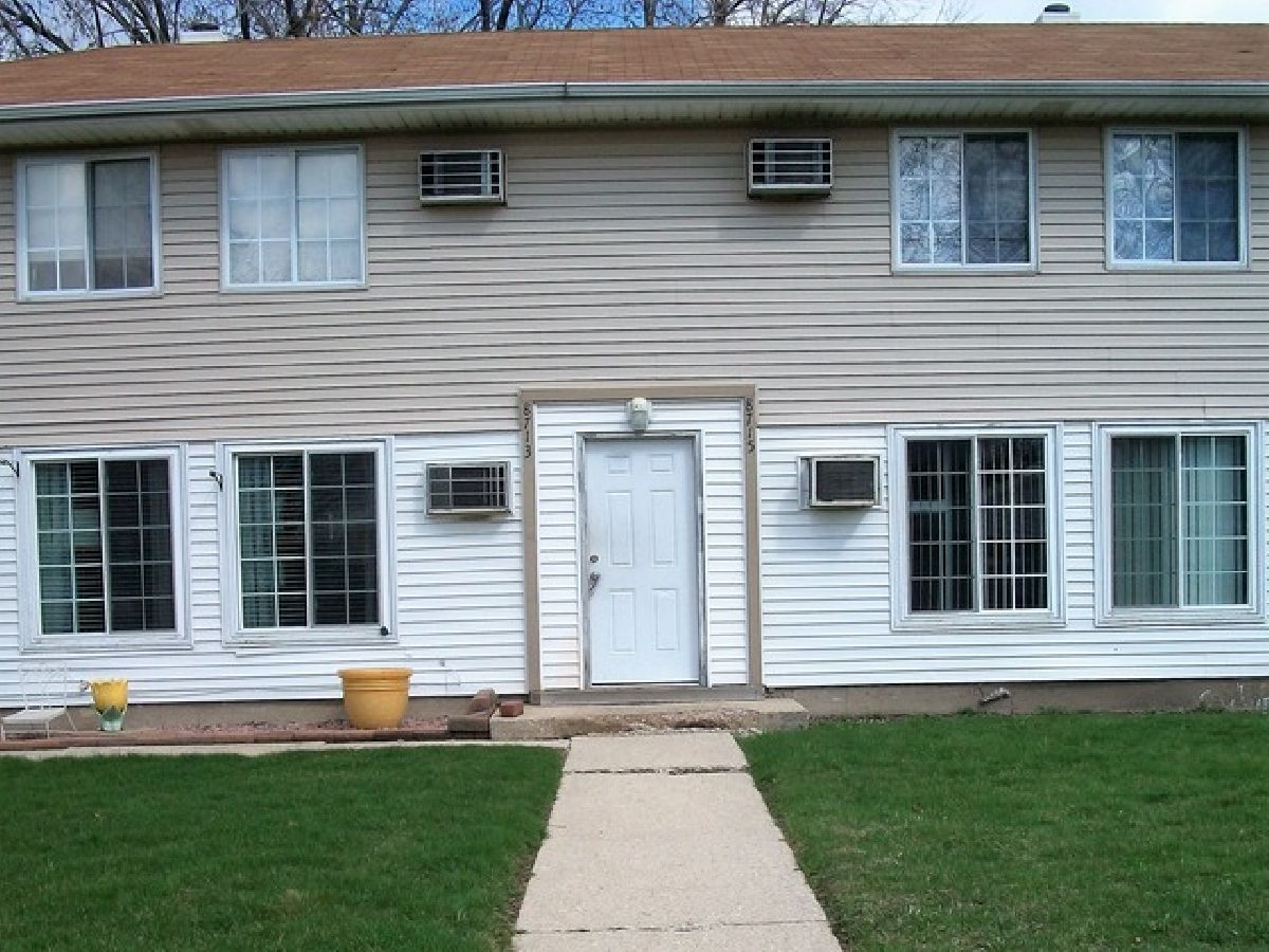  Rented Hometown Illinois, 8715 Keeler