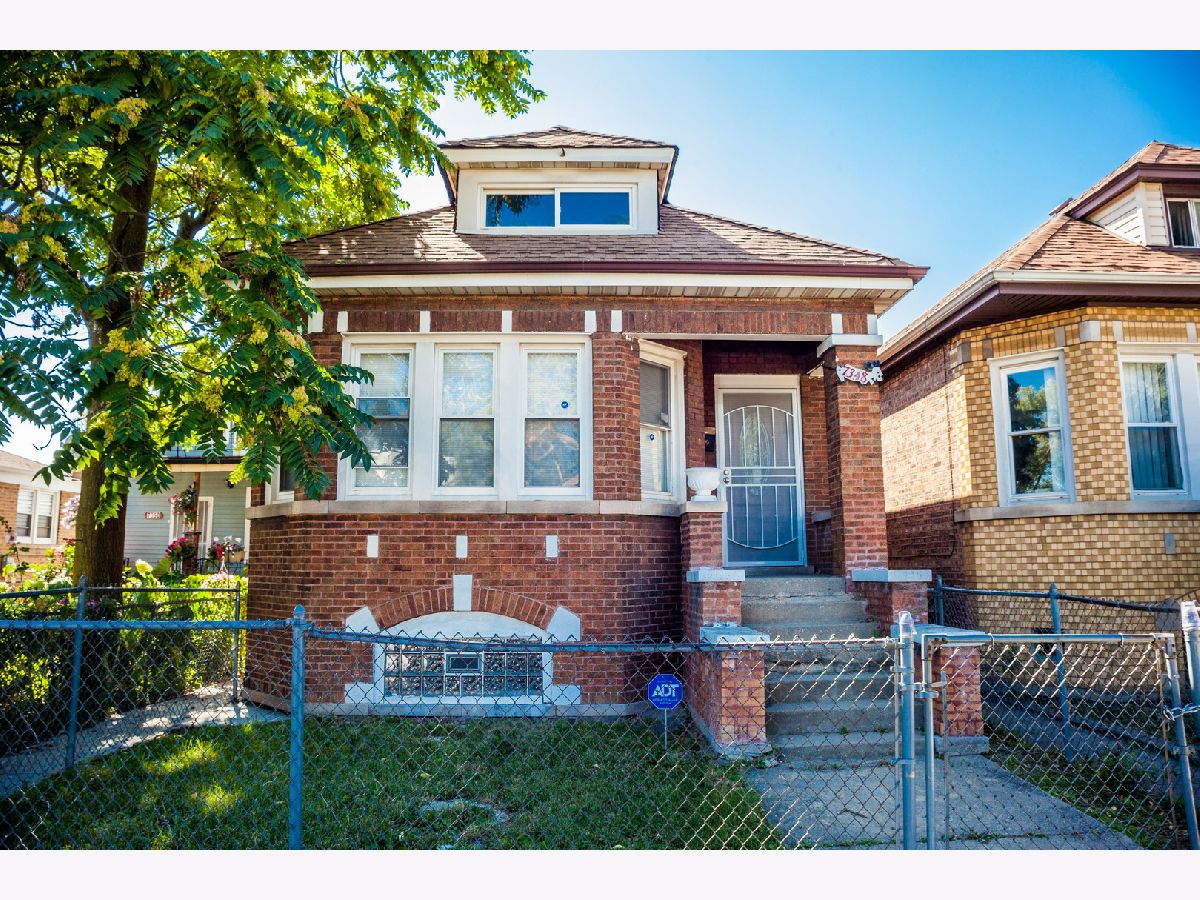 Homes & Condos & Townhomes Sold Westlawn Chicago Illinois, 7348 Oakley
