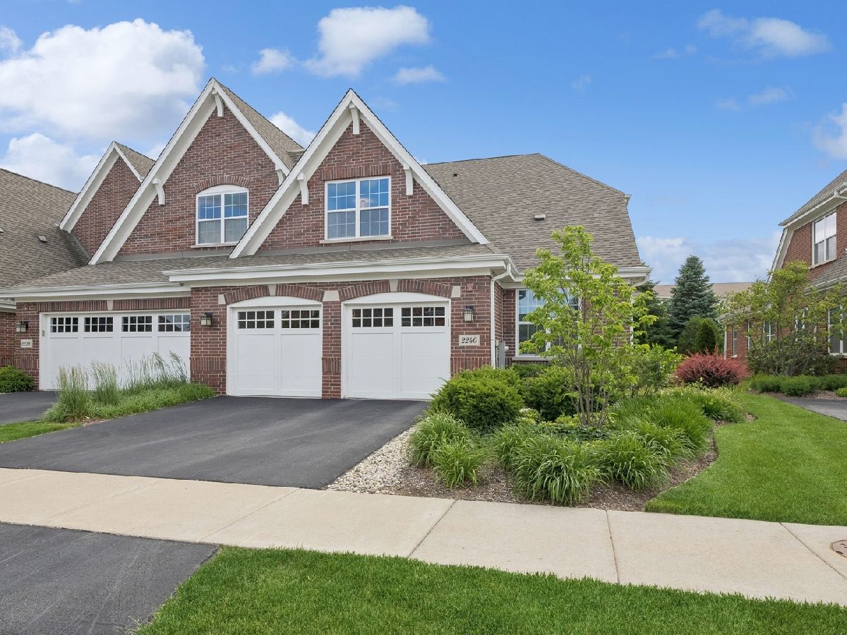 Townhomes & Homes Sold Meadow Ridge Northbrook Illinois, 2240 Washington