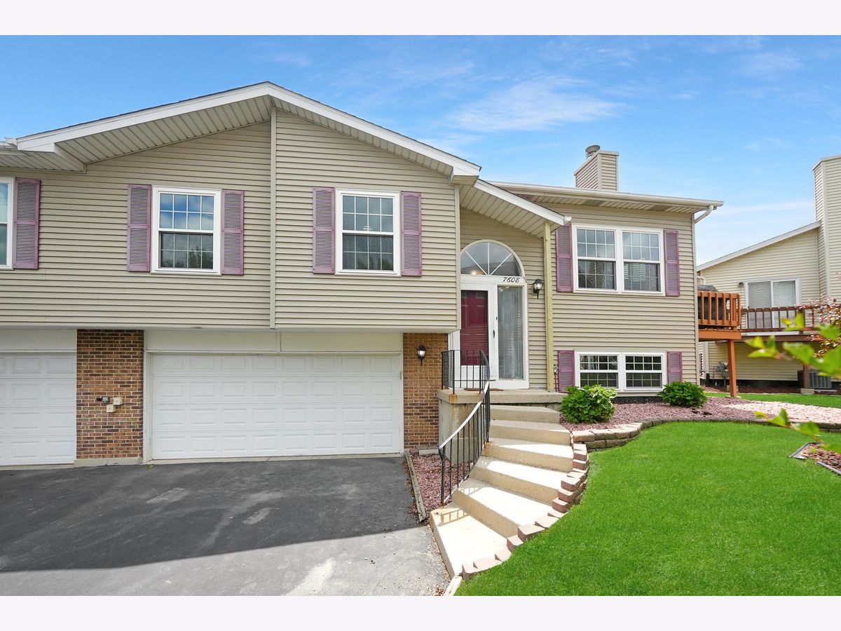 Townhomes & Condos & Homes Sold Frankfort Estates Frankfort Illinois, 7608 Saint Francis