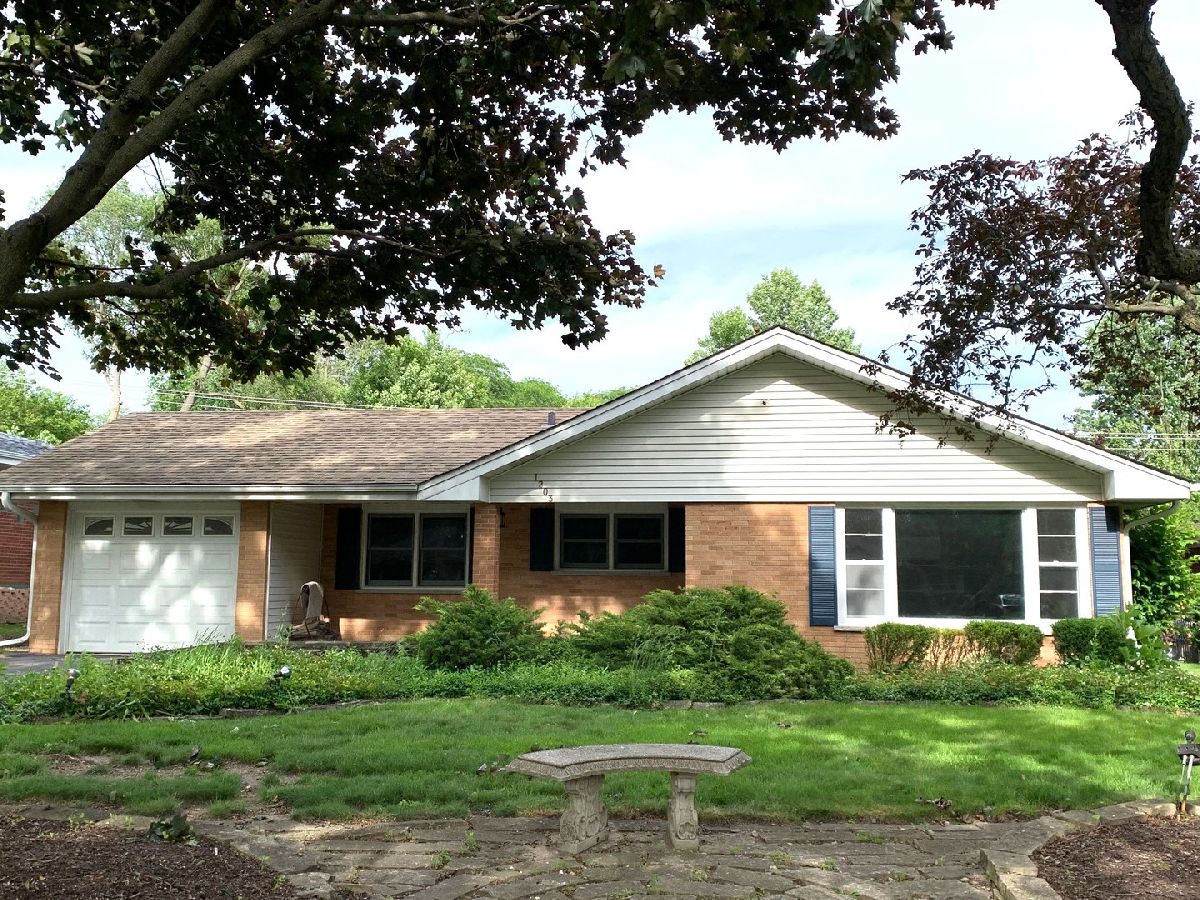 Homes Sold Gables Wheaton Illinois, 1203 Marcey