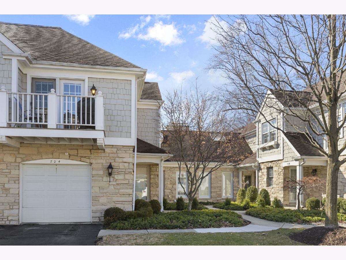 Townhomes Rented Racquet Club Hinsdale Illinois, 204 Racquet Club