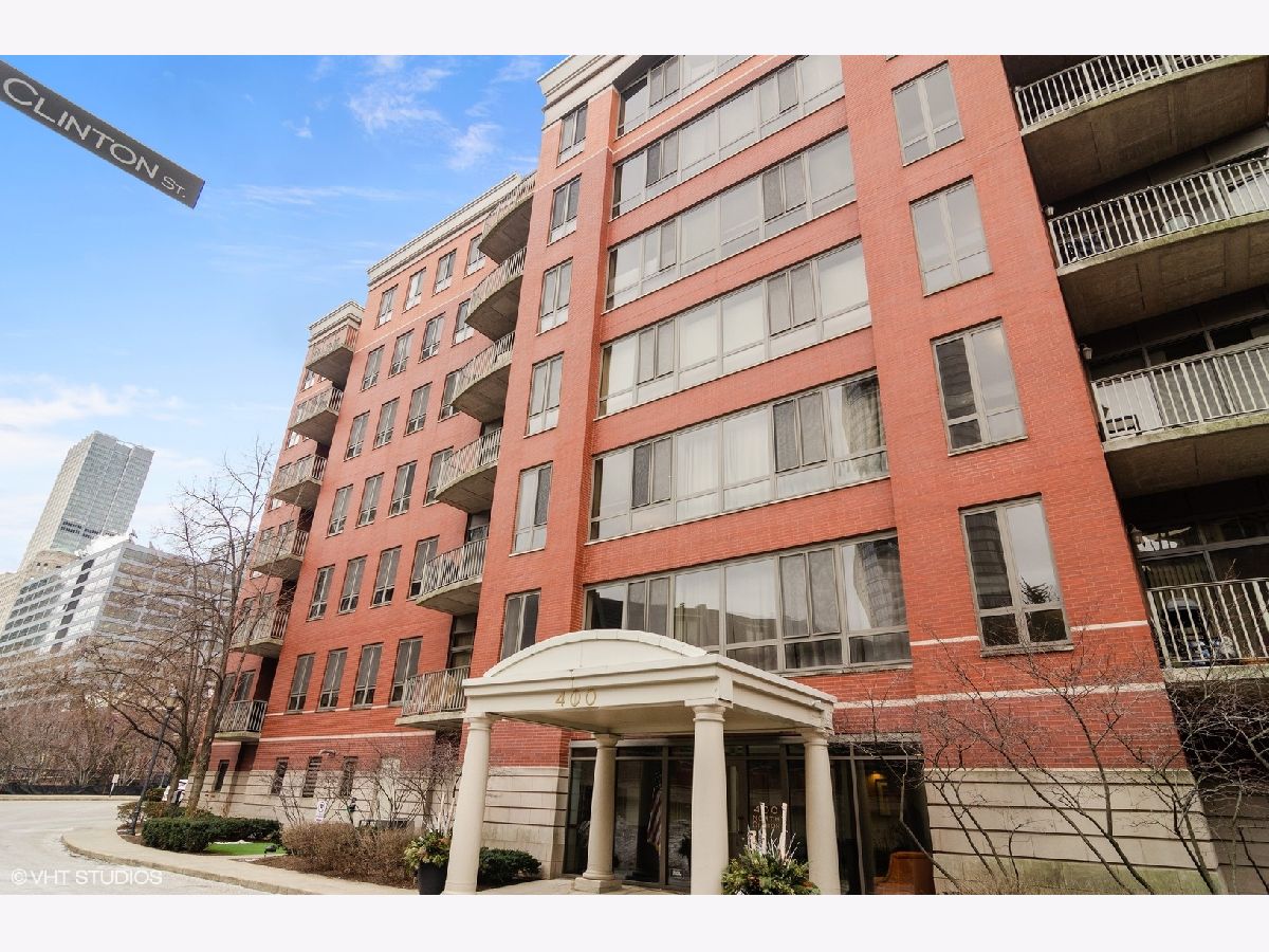 Townhomes & Condos Rented Kinzie Park Chicago Illinois, 400 Clinton