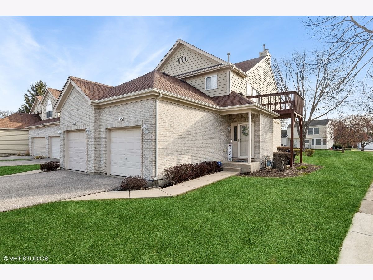 Townhomes & Condos Sold Countyline Algonquin Illinois, 2160 Glacier
