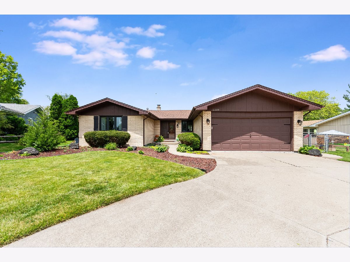Homes Sold Derby Meadows Orland Park Illinois, 12238 Derby