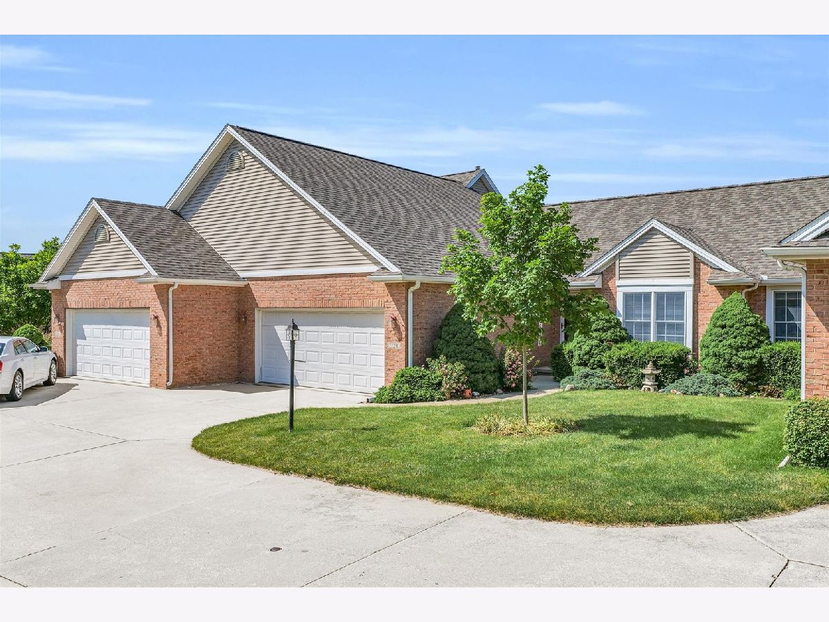 Condominiums Sold Willow Brook Townhomes Mahomet Illinois, 1720 Tin Cup
