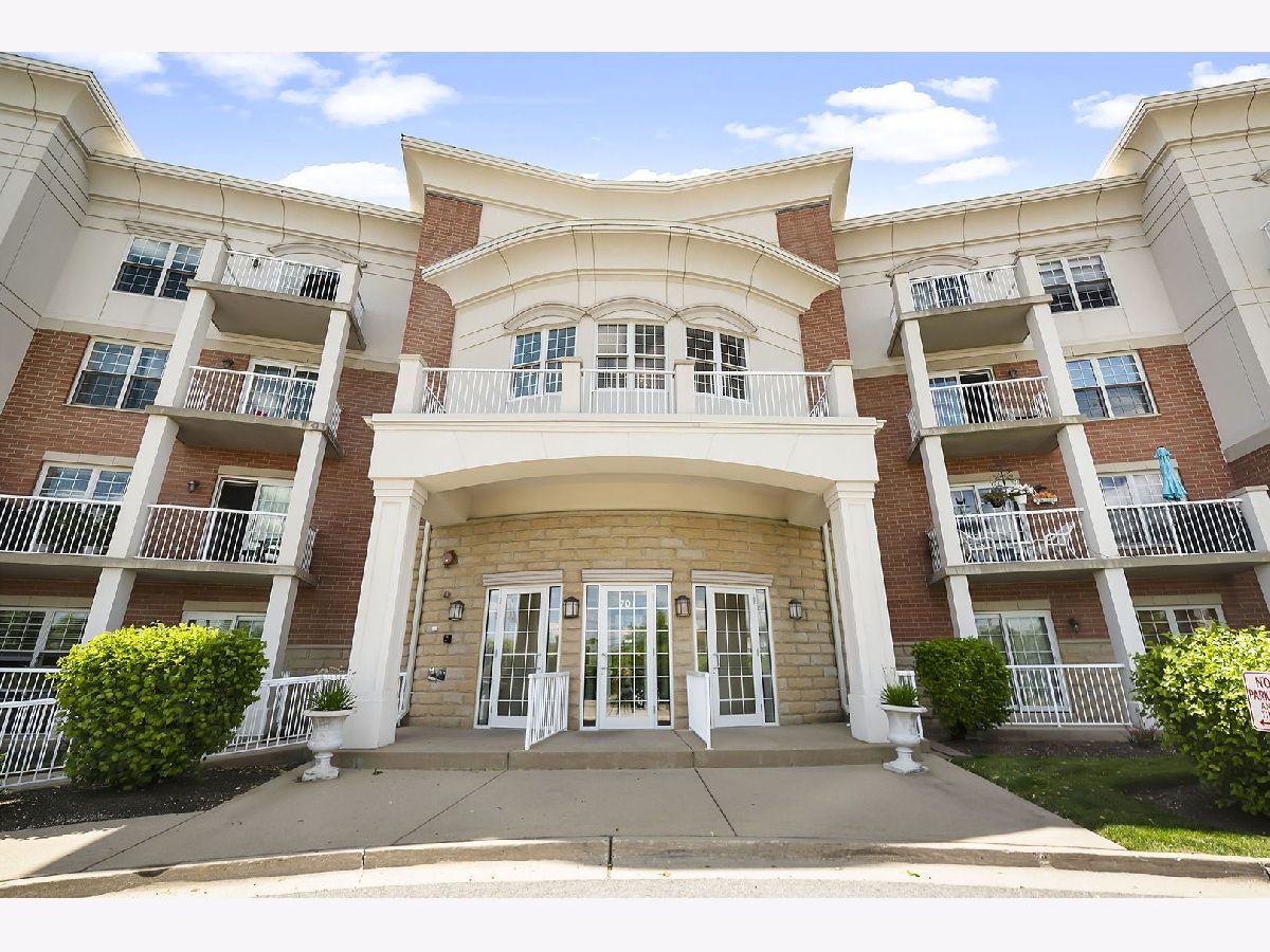 Condominiums Sold Fountains Of Arlington Arlington Heights Illinois, 701 Rand