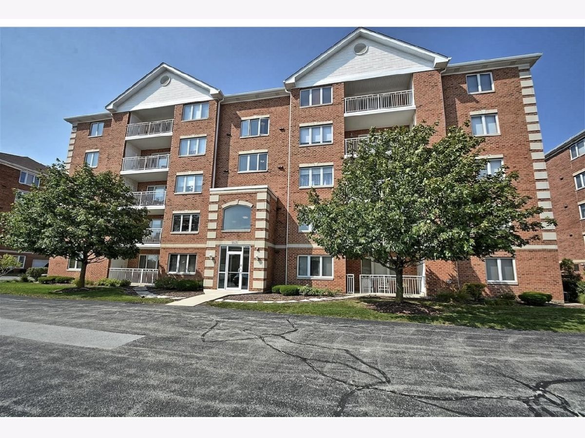 Condos & Townhomes & Homes Sold Foxwoods Oak Lawn Illinois, 5520 115th