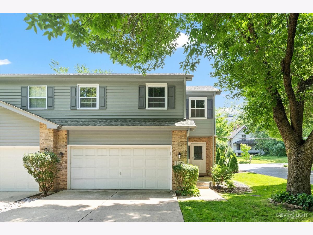Townhomes Sold Riedy Place Lisle Illinois, 4924 Riedy