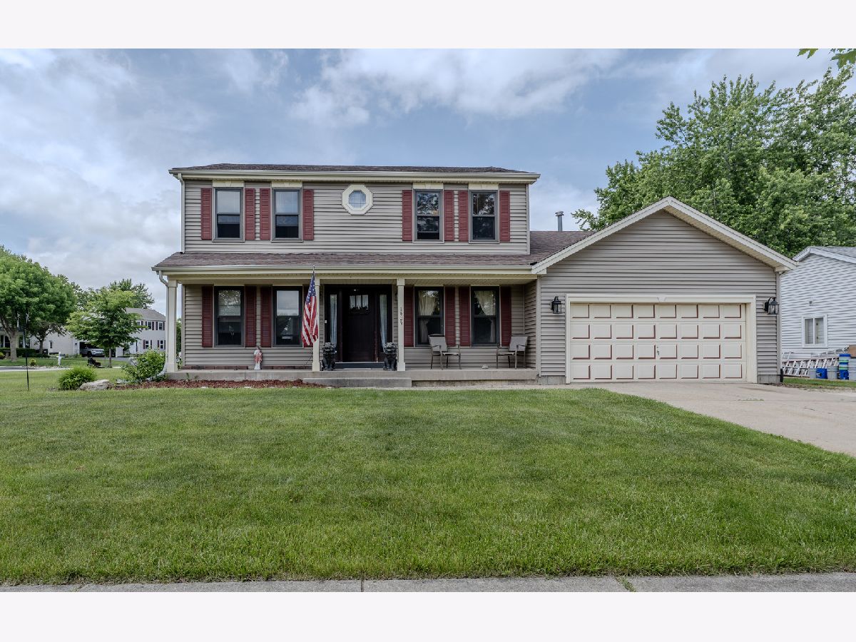 Homes Sold Crystal In The Park Crystal Lake Illinois, 1404 Candlewood