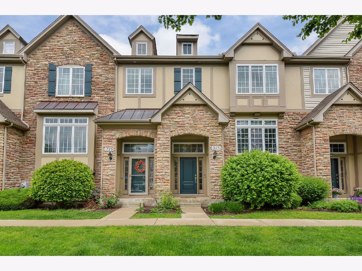 Townhomes & Homes Sold Easton Park Carol Stream Illinois, 315 Sype
