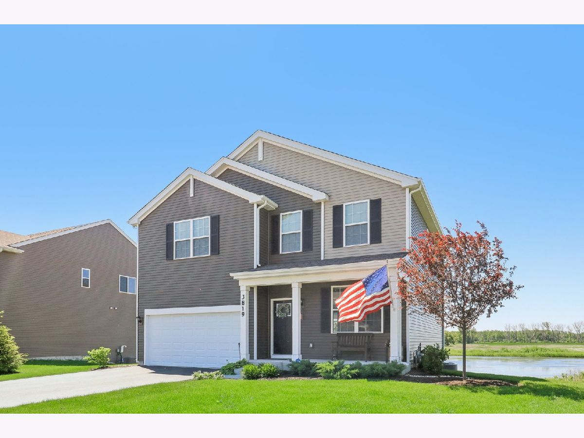 Homes & Condos & Townhomes Sold The Oaks Of Irish Prairie Mchenry Illinois, 3819 Flynn
