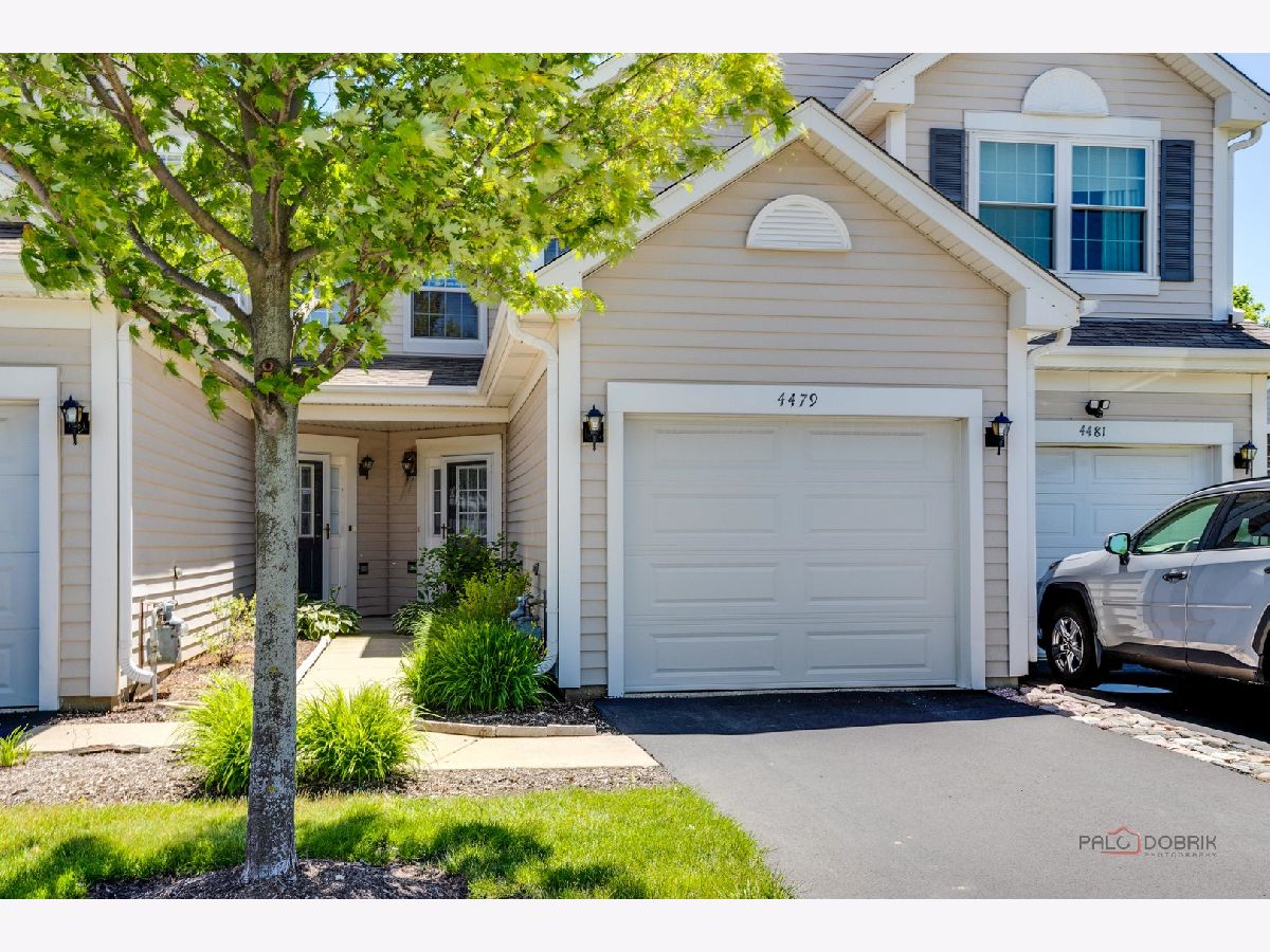 Homes & Townhomes & Condos Sold Pleasant Hill Waukegan Illinois, 4479 Quill