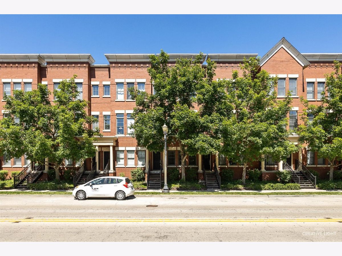 Townhomes Sold River Park Place Elgin Illinois, 151 Grove