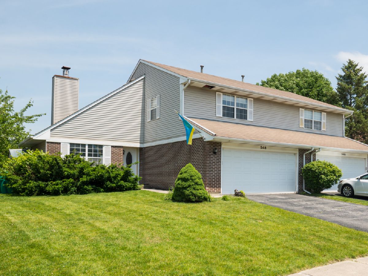 Townhomes Rented Serendipity Buffalo Grove Illinois, 548 Lasalle