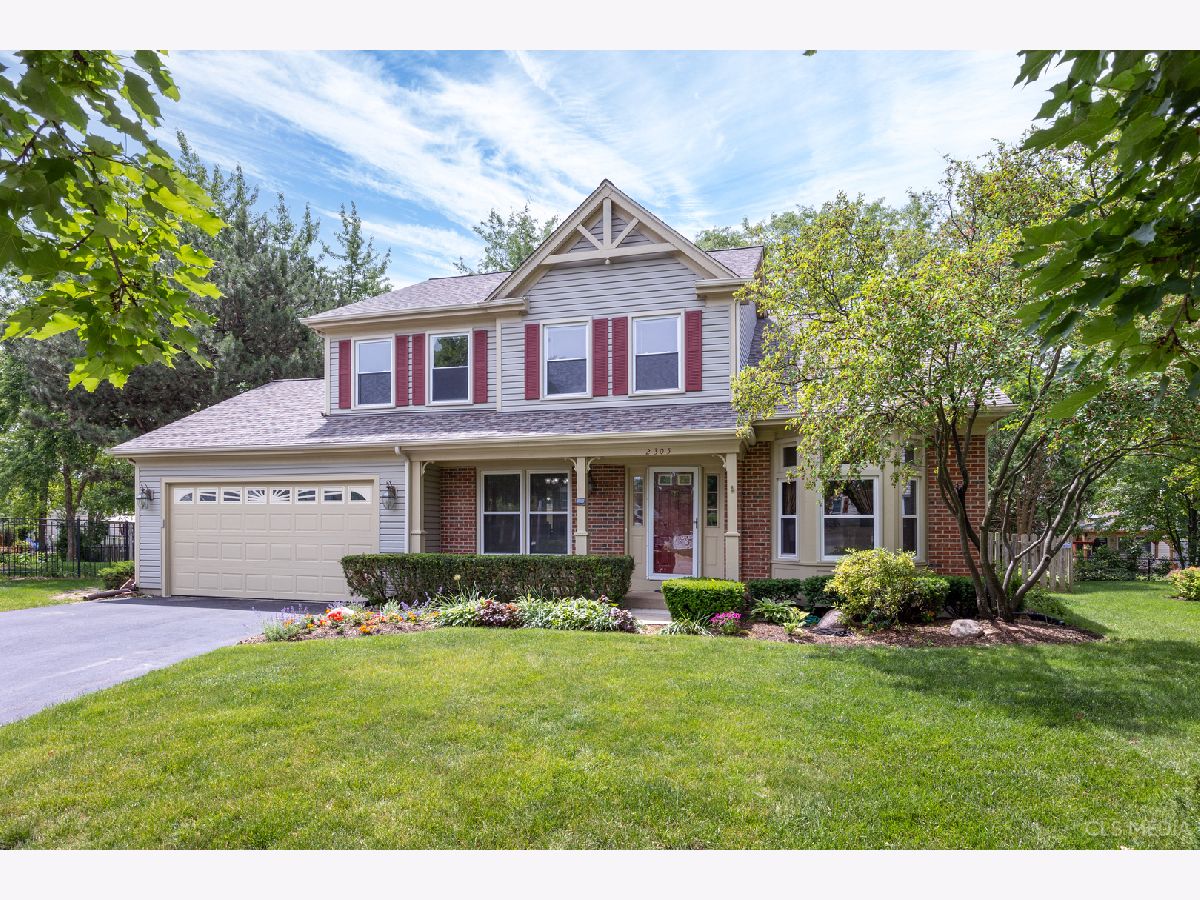 Homes Sold Country Grove Schaumburg Illinois, 2305 Featherstone