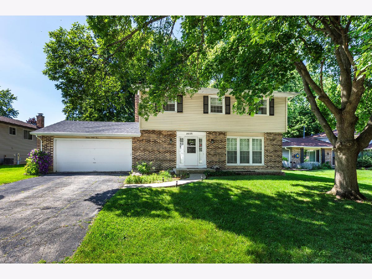 Homes Sold Maplebrook Naperville Illinois, 1633 Clyde
