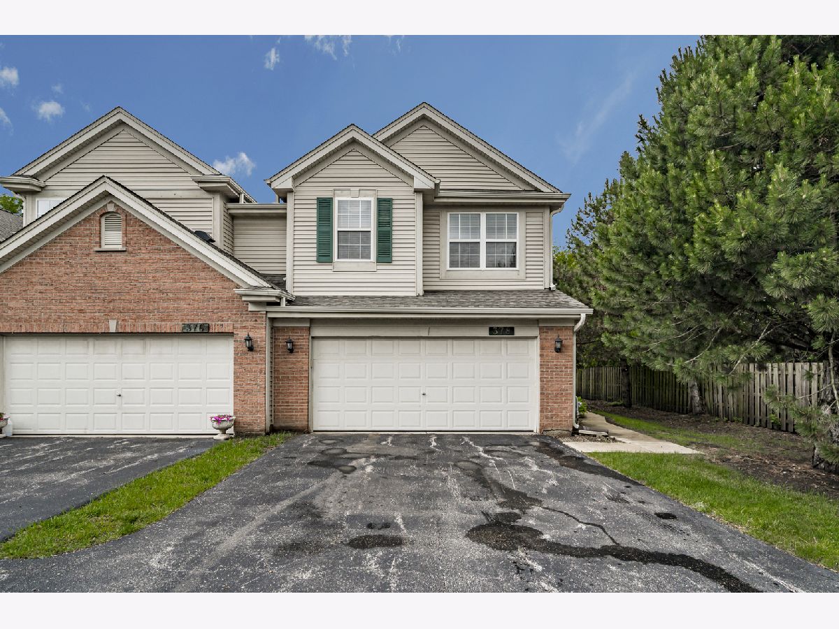 Townhomes Sold Westfield Square Glendale Heights Illinois, 378 Evergreen