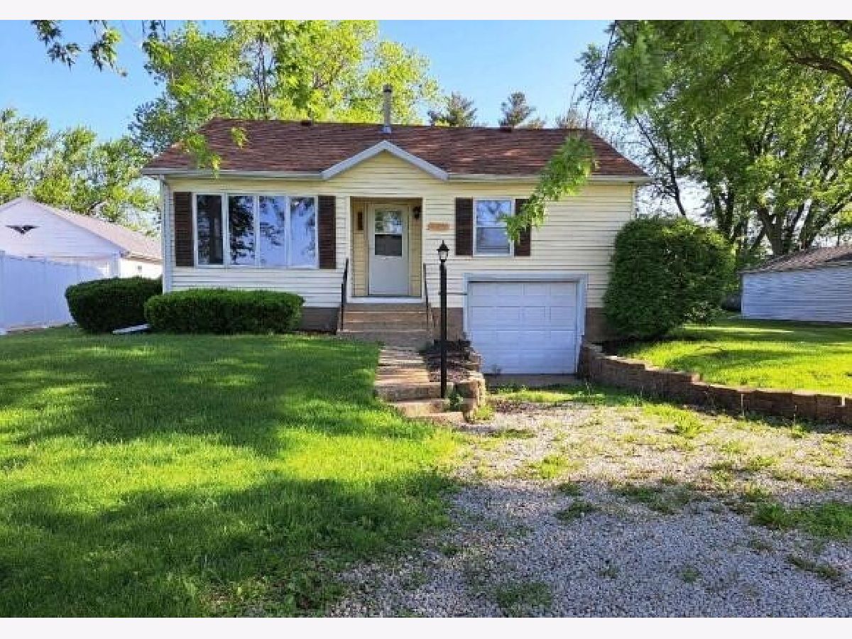  Sold Roberts Illinois, 314 Weldon