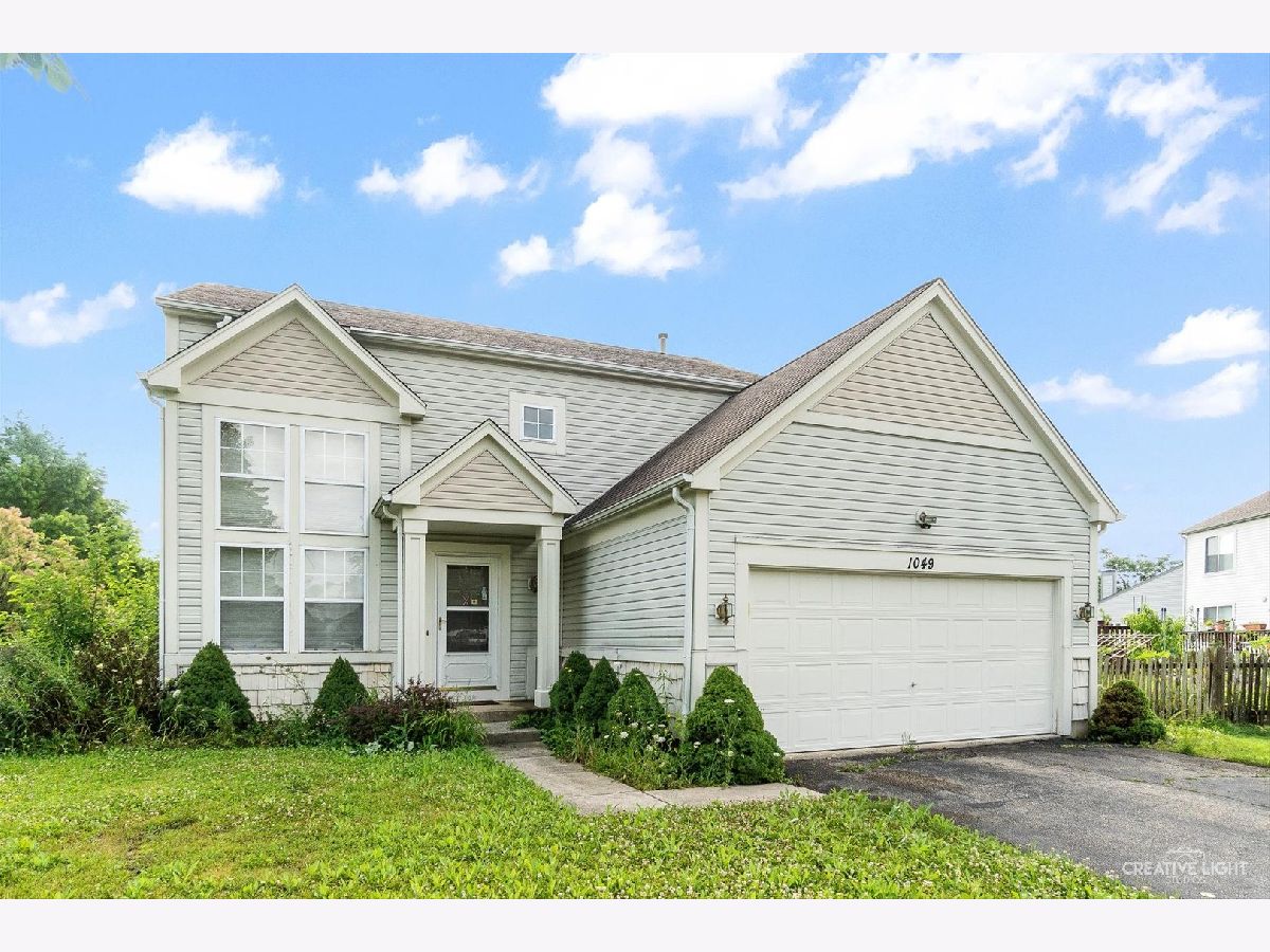 Homes & Townhomes & Condos Sold Willow Bay Elgin Illinois, 1049 Willow Bay