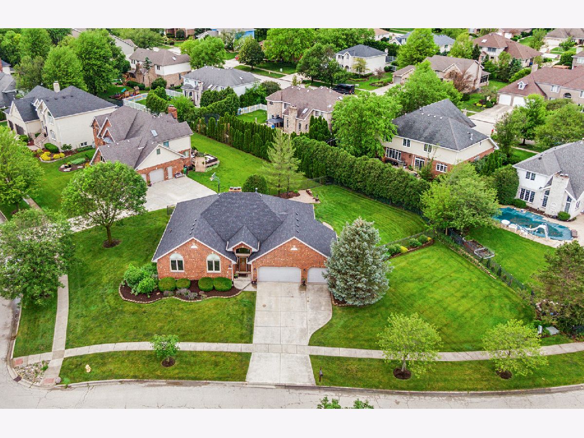 Homes Sold Country Woods Homer Glen Illinois, 15410 Graceland