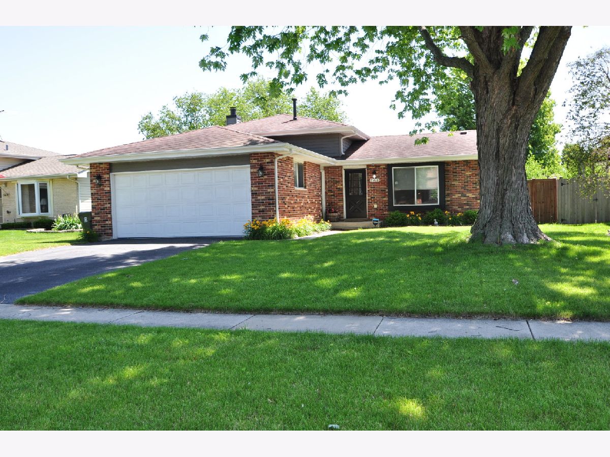 Homes Sold Country View New Lenox Illinois, 2418 Kerry Winde