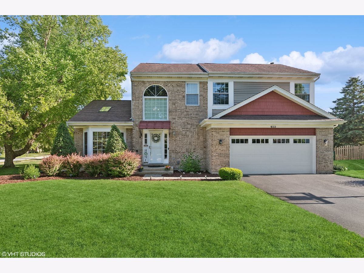 Townhomes & Homes Sold Old Oak Terrace Algonquin Illinois, 630 Longwood