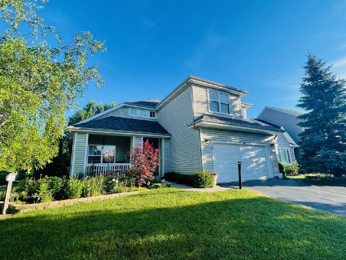 Homes Sold Park View Round Lake Illinois, 950 School