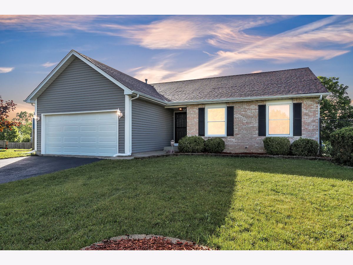 Homes Sold Butterfield Place Zion Illinois, 4201 Tallgrass