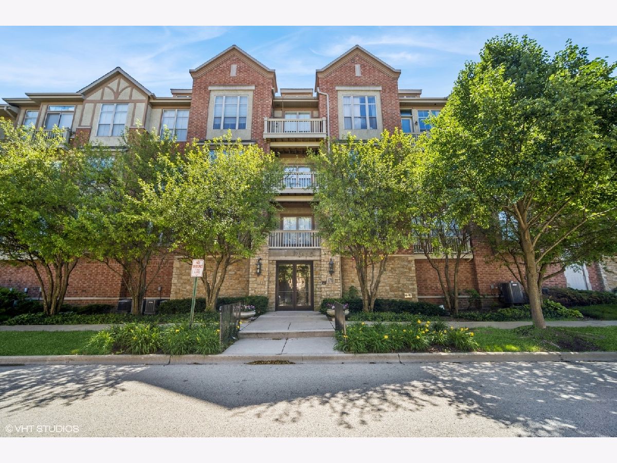 Condos & Townhomes Sold Shermer Place Northbrook Illinois, 1781 Tudor