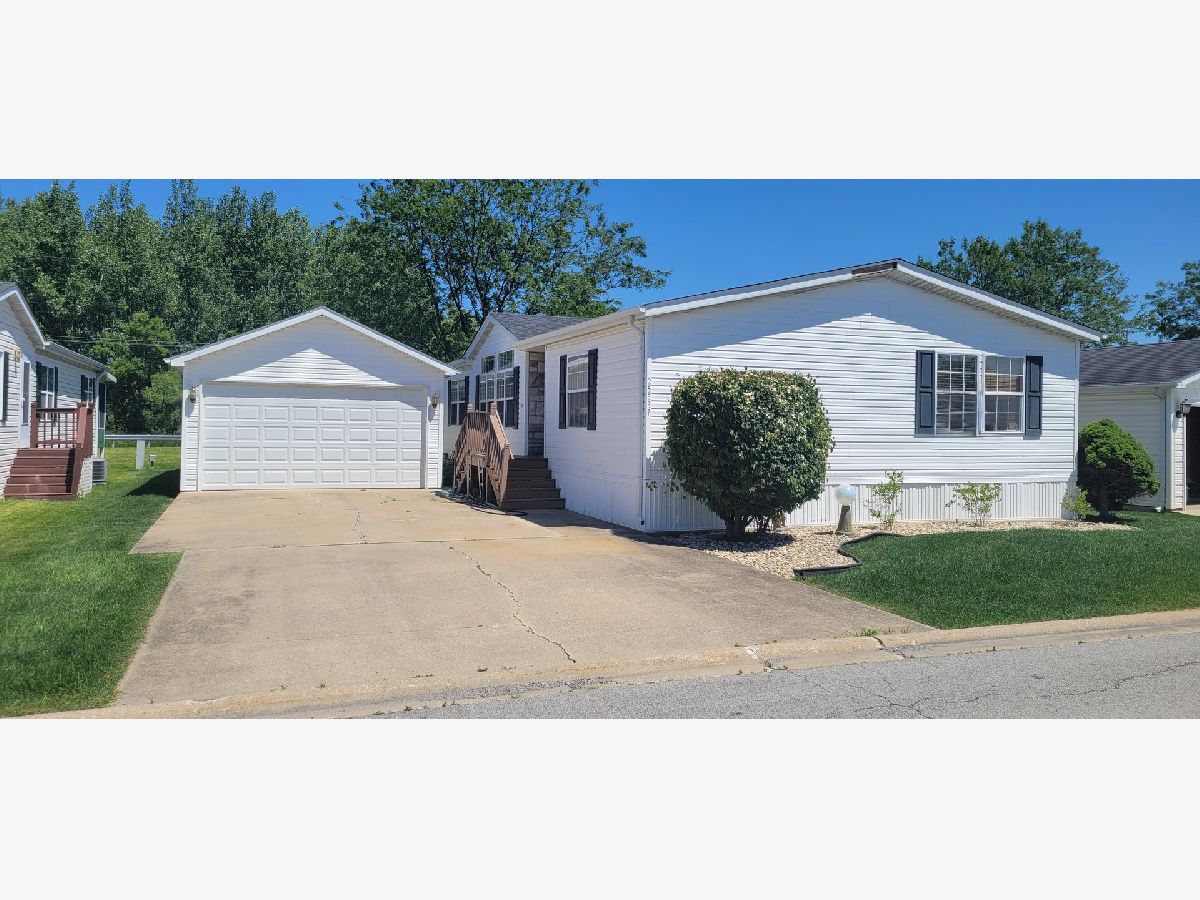 Subdivision Sold Golf Vista Monee Illinois, 25531 Firestone