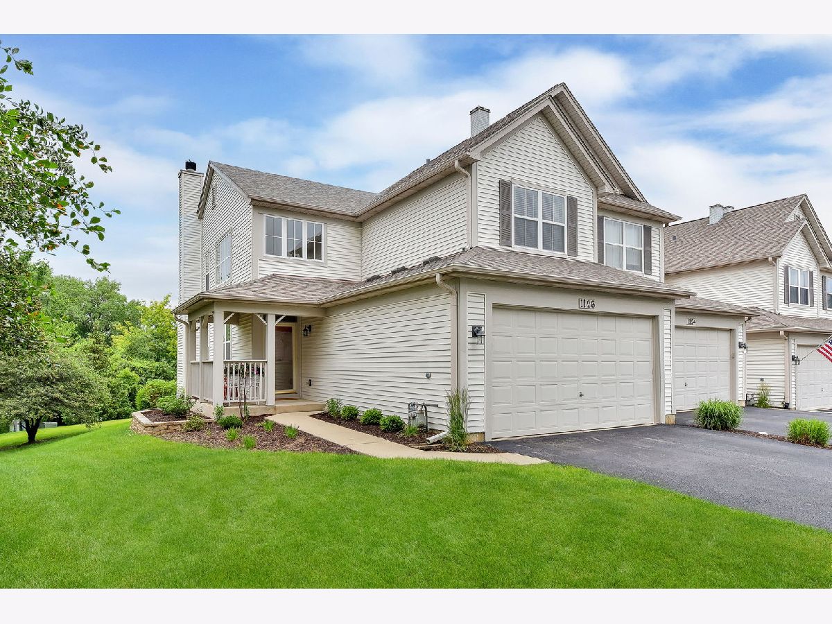 Townhomes Sold Eagles Ridge Bartlett Illinois, 1126 Peregrine