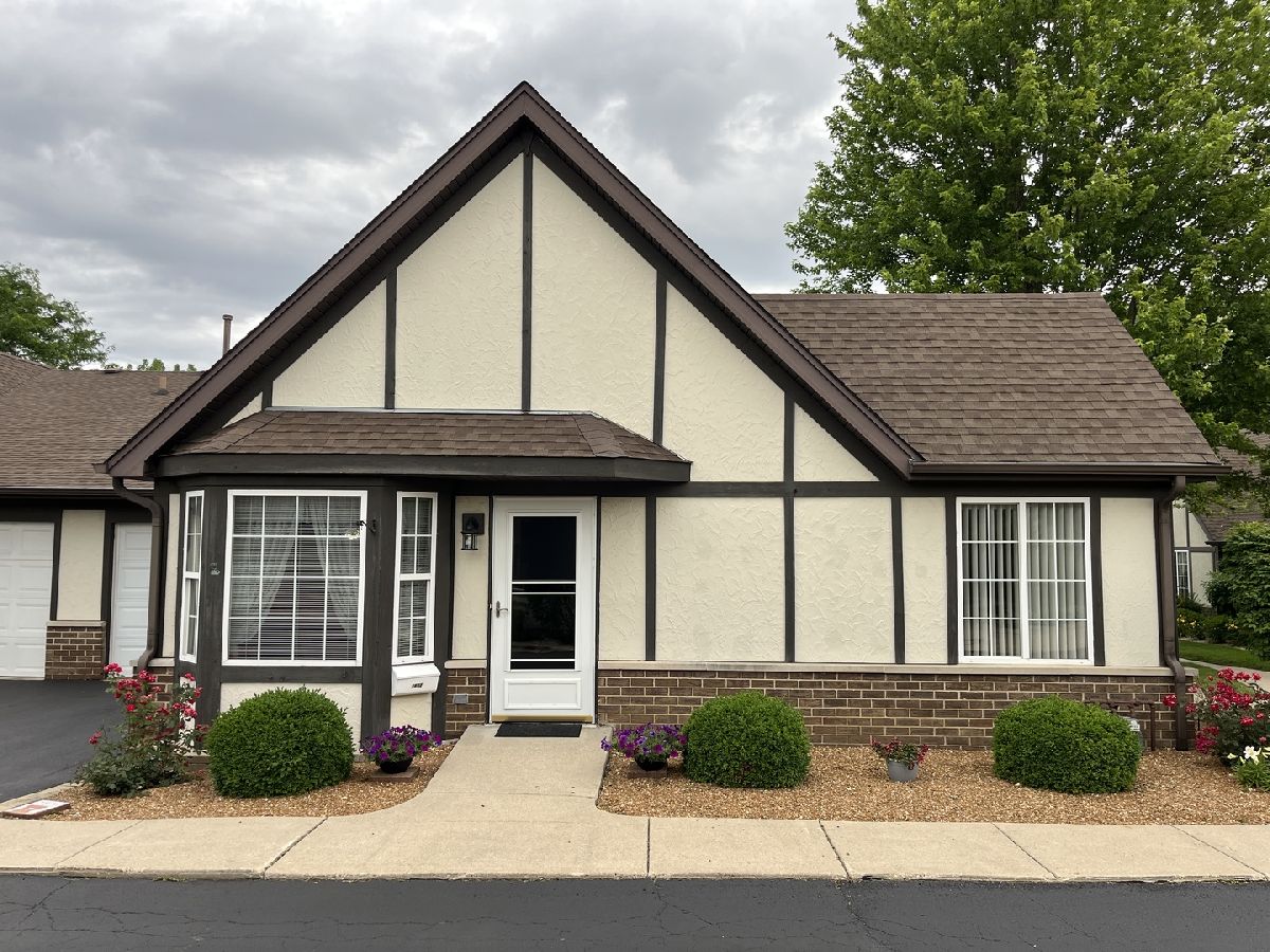 Townhomes Sold Willow Falls Crest Hill Illinois, 1802 Willow Circle