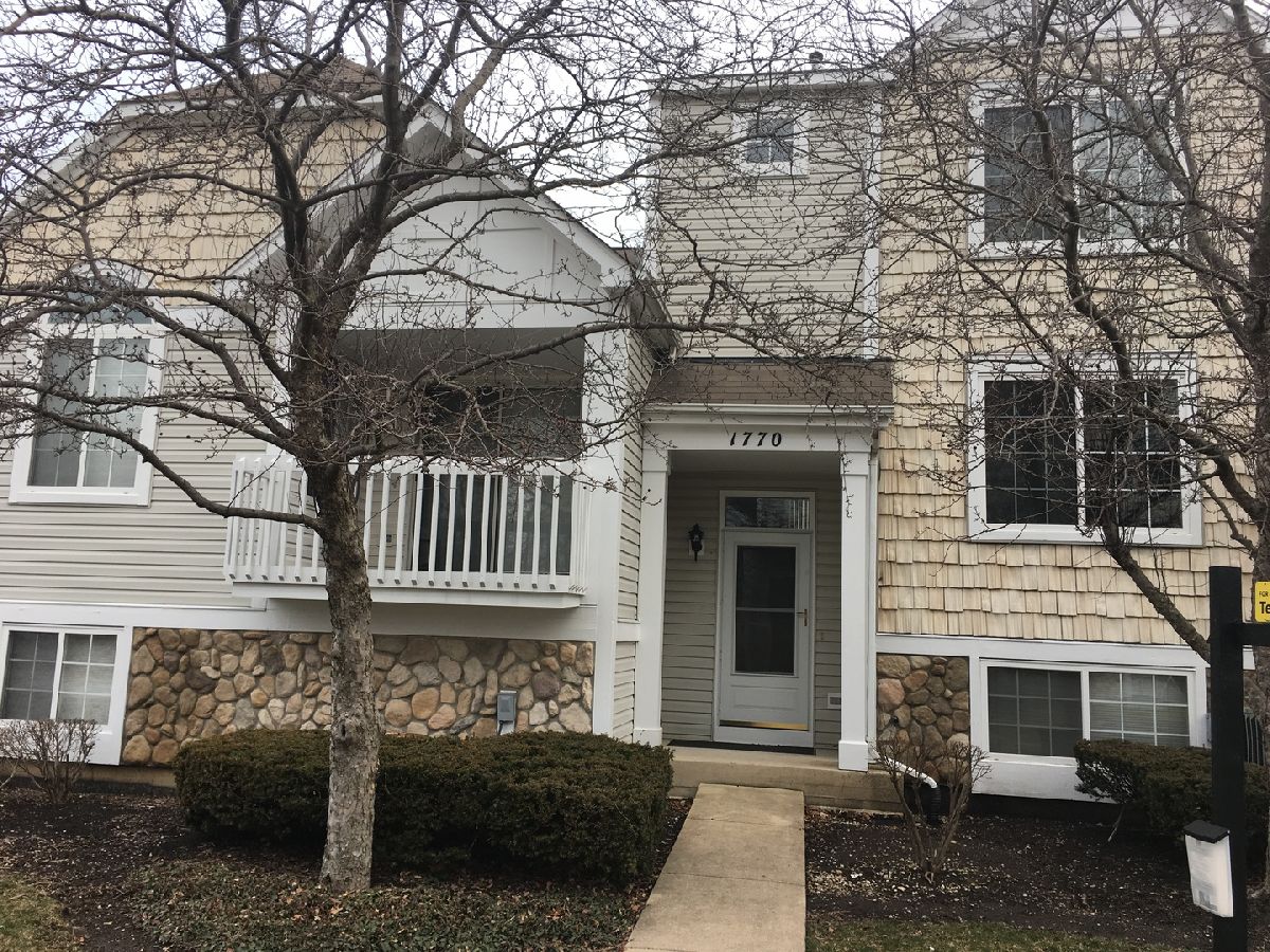 Townhomes Rented Coves Of Harbor Springs Aurora Illinois, 1770 Middlebury