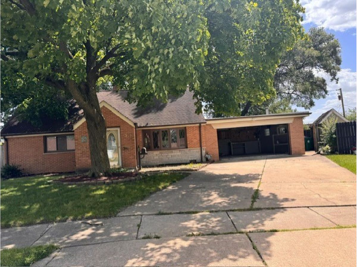 Homes Rented Southfield Bridgeview Illinois, 6925 Elder