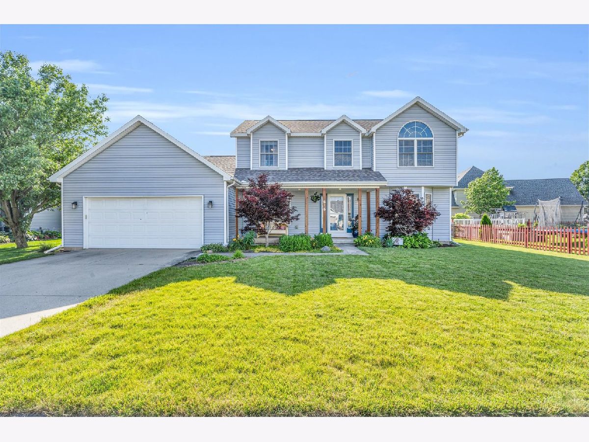 Homes Sold Woodard's Crestlake St Joseph Illinois, 515 Hawthorne