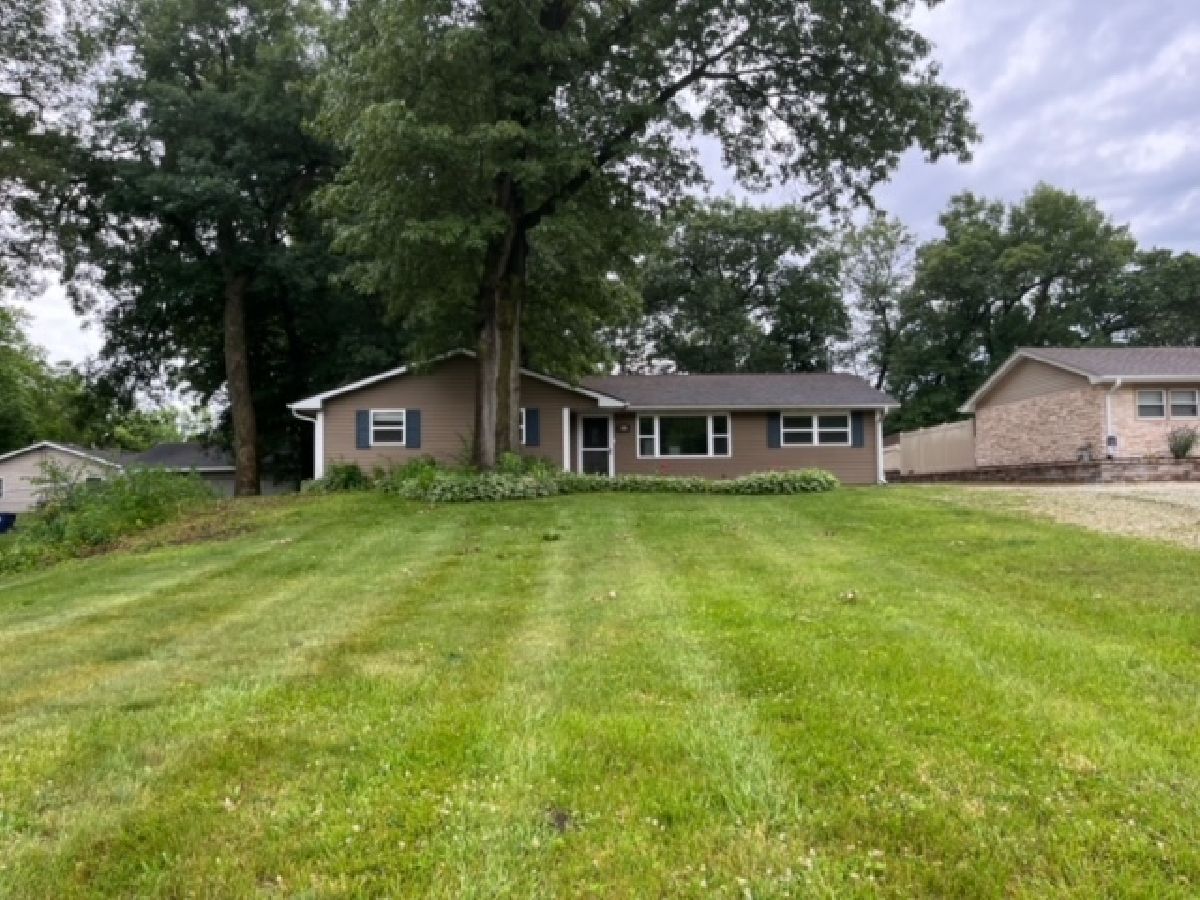  Rented Wilmington Illinois, 309 Bass
