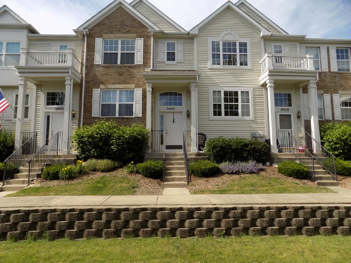Townhomes Rented Patriot Square Plainfield Illinois, 24441 John Adams