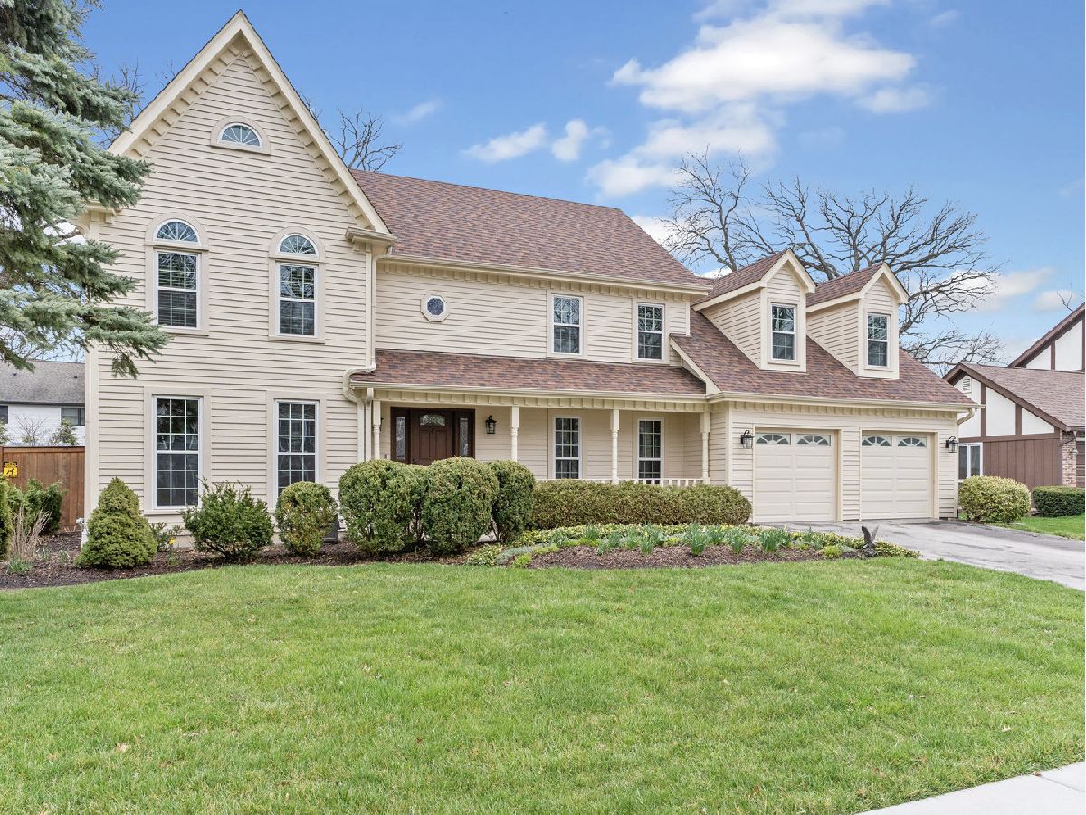 Homes Sold St Francis Woods Wheaton Illinois, 1301 Pin Oak