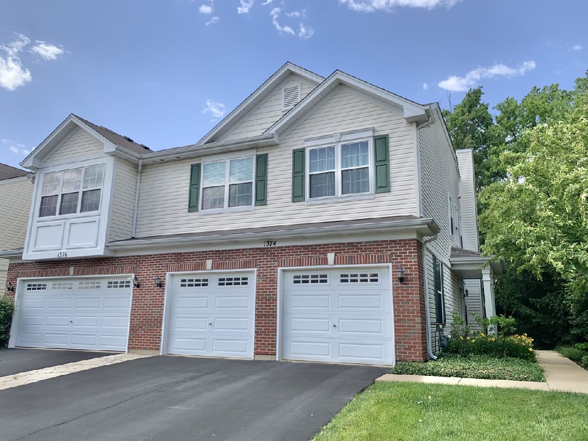 Townhomes & Condos Sold Creekside Romeoville Illinois, 1374 Alder Creek