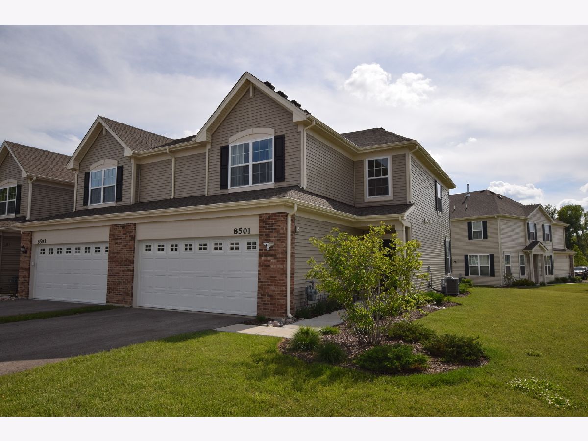 Townhomes & Homes Rented Meadows Of West Bay Wonder Lake Illinois, 8501 Stillwater
