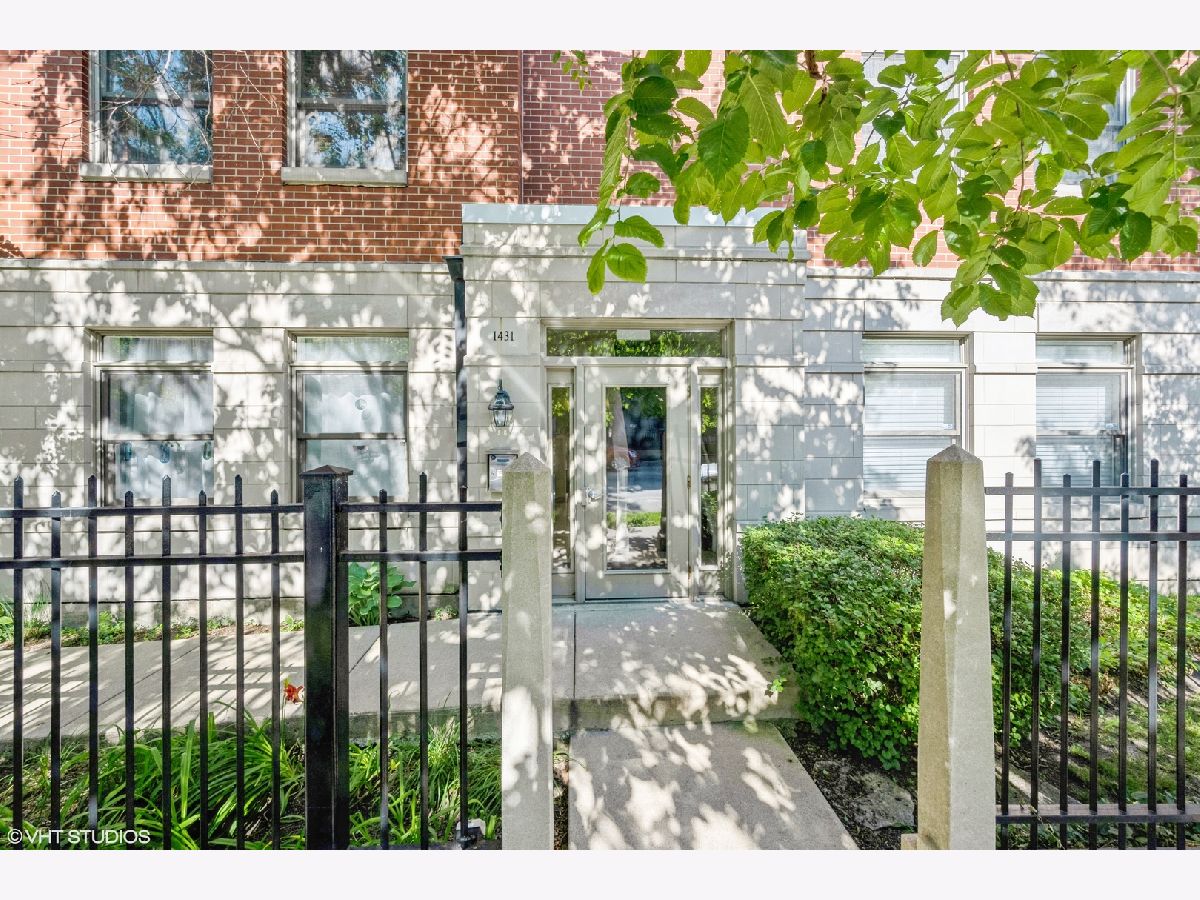 Condos & Townhomes & Homes Rented University Village Chicago Illinois, 1431 Halsted