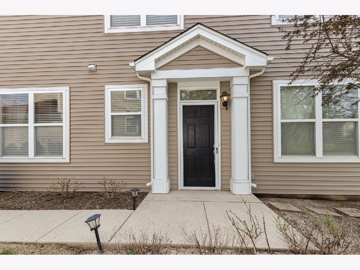  Rented Volo Illinois, 1260 Remington