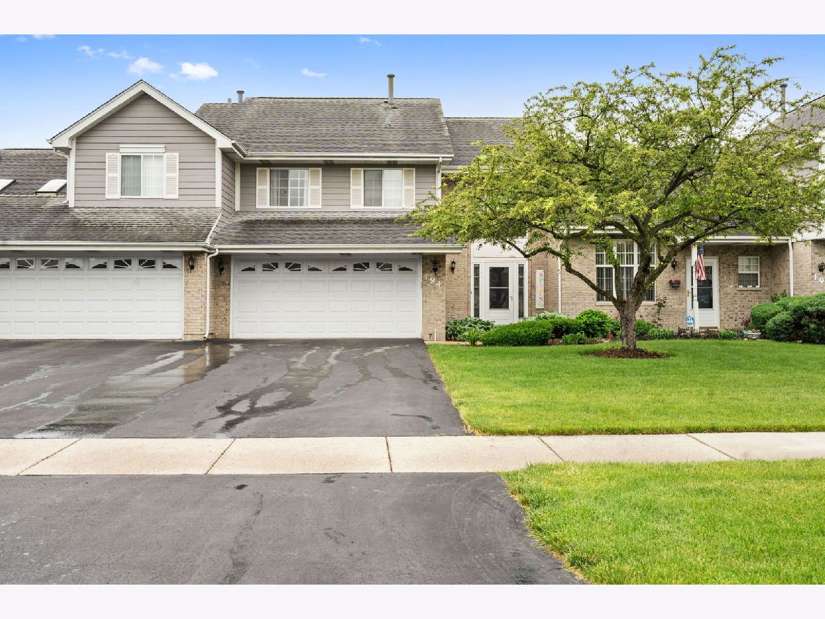 Townhomes Sold Orchard Lakes Wood Dale Illinois, 494 Clare