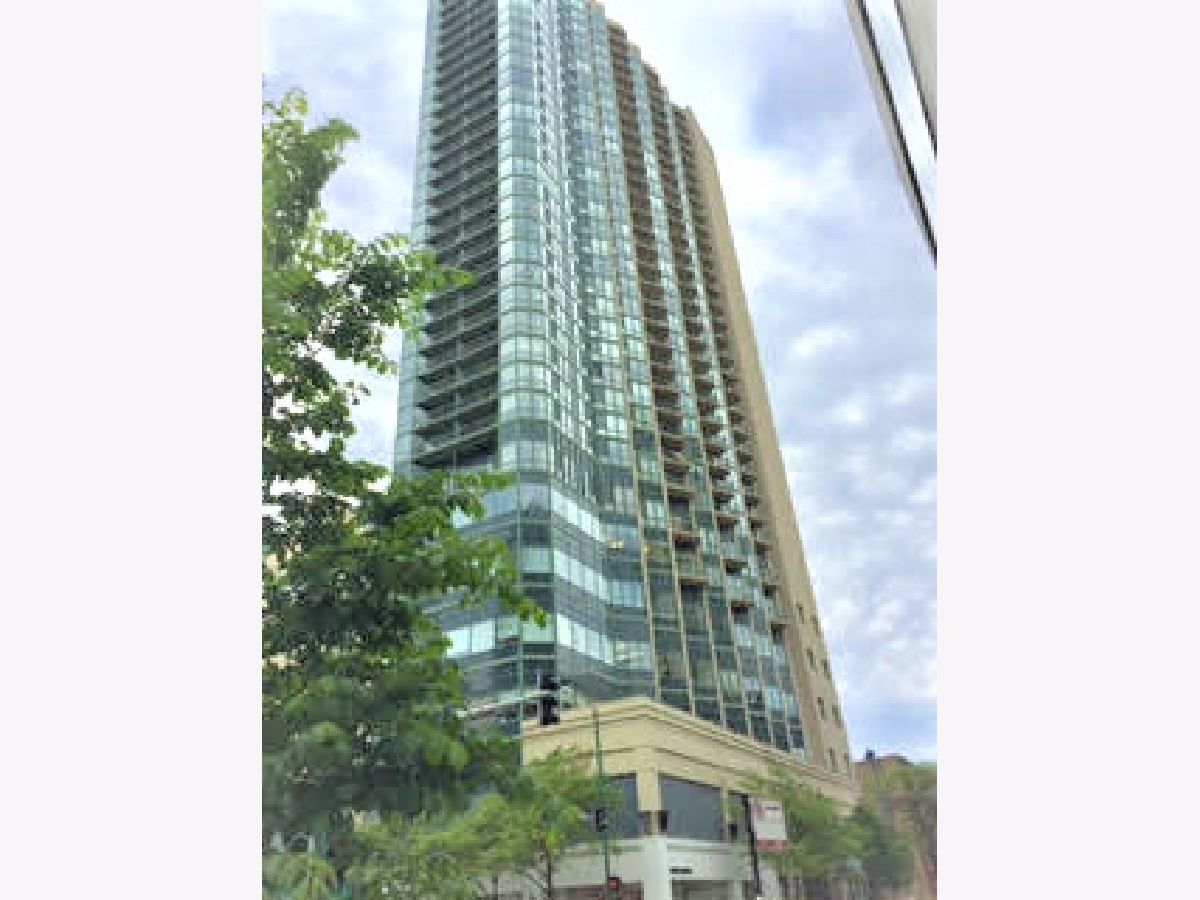 Condominiums Rented Gold Coast Galleria Chicago Illinois, 111 Maple
