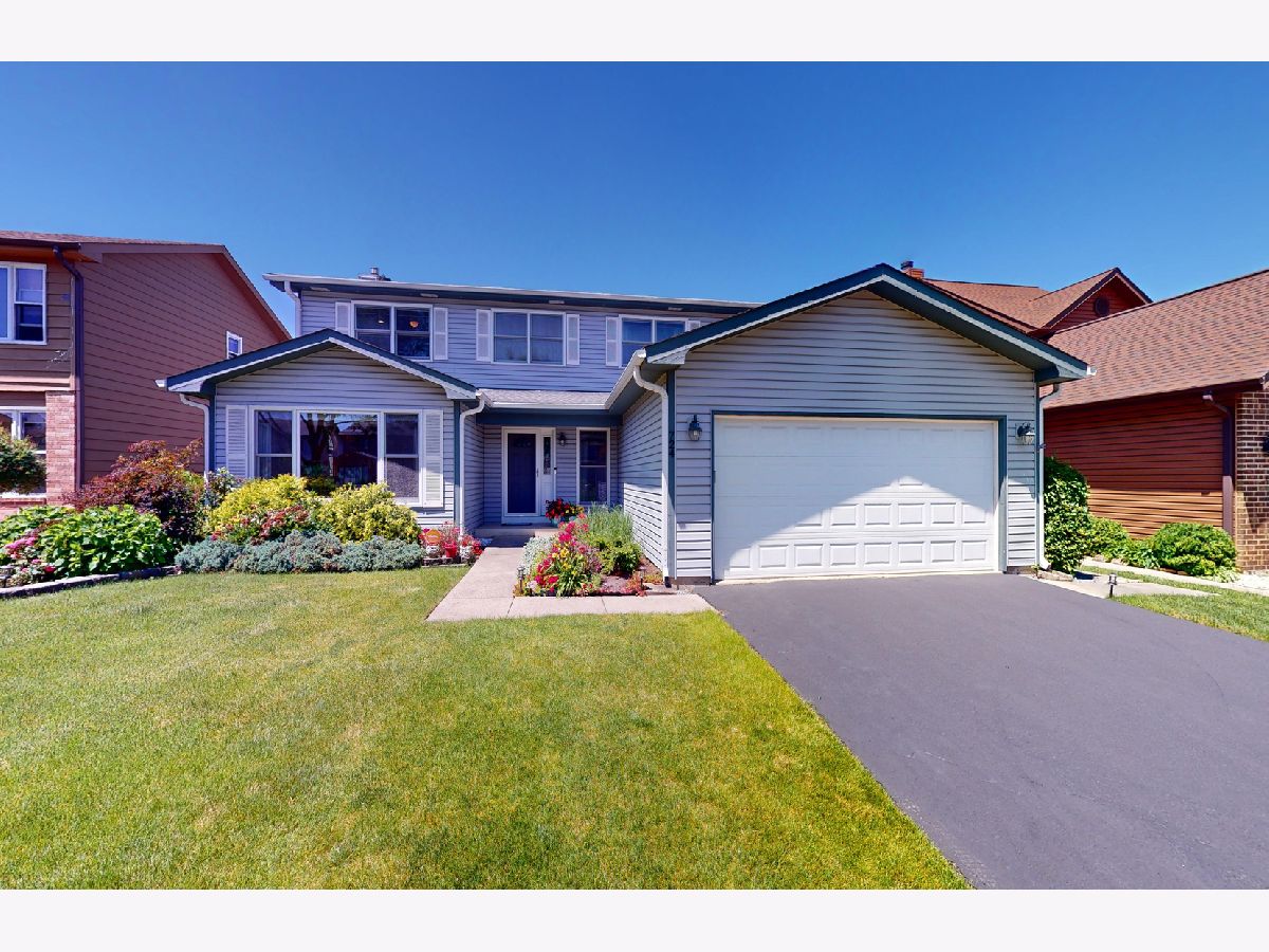 Homes Sold Eastchester Wheeling Illinois, 724 Eastchester