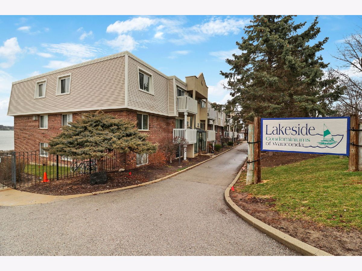 Condominiums Sold Lakeside Condos Wauconda Illinois, 211 Liberty