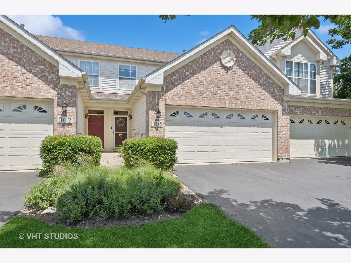 Homes & Townhomes Sold Algonquin Lakes Algonquin Illinois, 305 Lake Gillilan